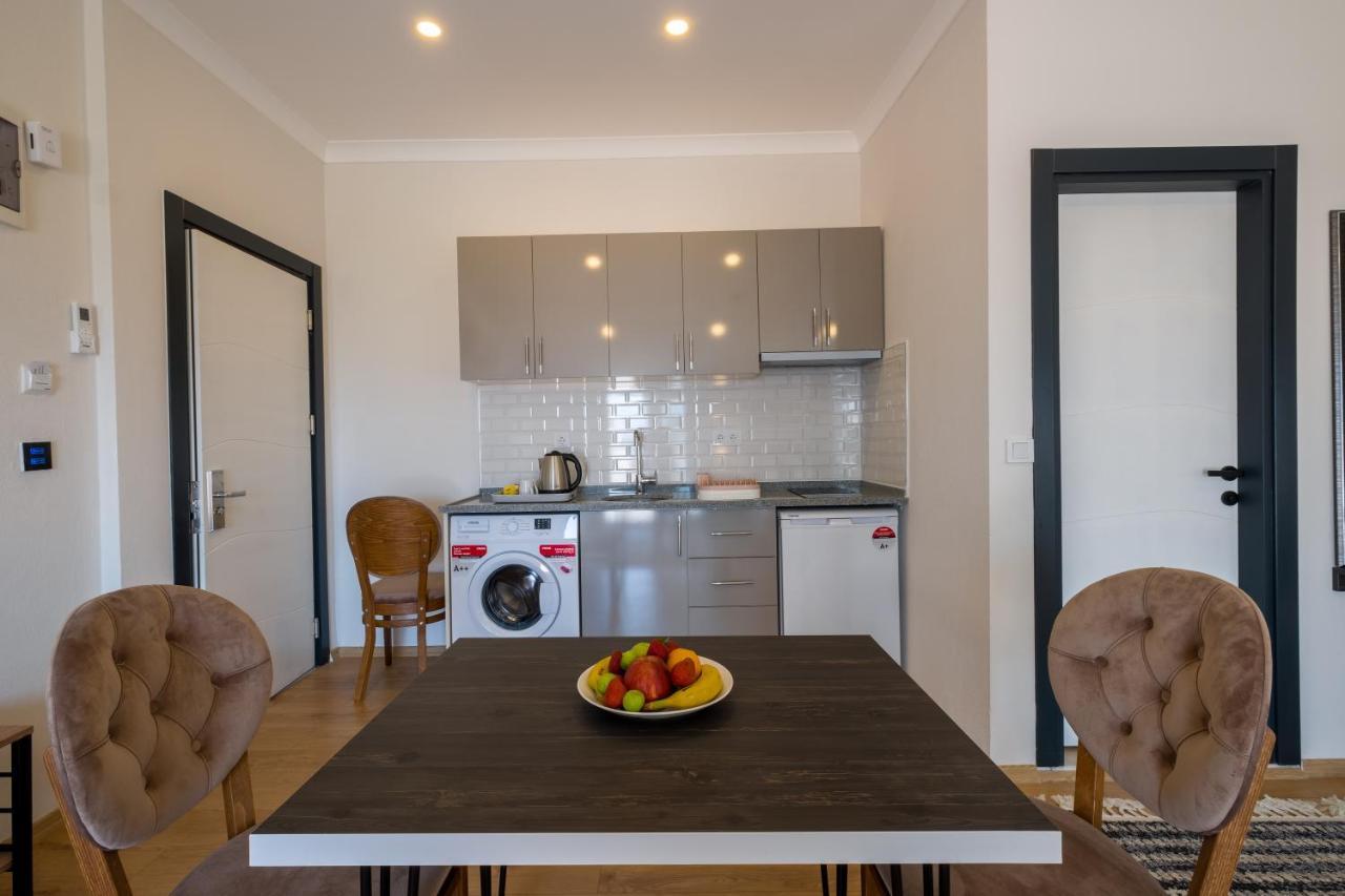 Tanrise מלון דירות 5*